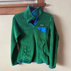 Patagonia Green Fleece Pullover with Blue Accents lady’s medium